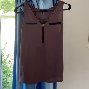 Express blouse tank top with zipper